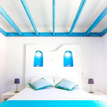 Trees Art Hotel